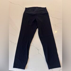 Navy blue Lulu lemon Wunder under leggings, 22" inseam